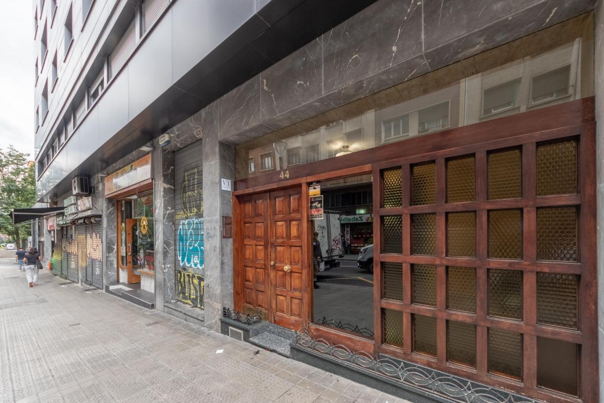 Amplio Y Acogedor Junto A Plaza Zabalburu Daire Bilbao Dış mekan fotoğraf